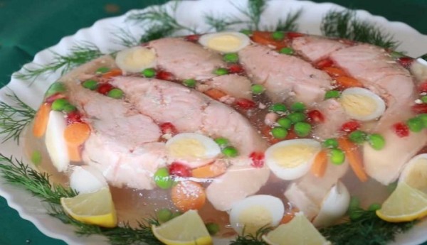 Заливное из рыбы с желатином, простые и вкусные рецепты + как красиво подать Заливное из рыбы с желатином, простые и вкусные рецепты + как красиво подать