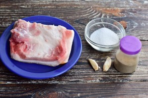 Засолка сала с чесноком и перцем Засолка сала с чесноком и перцем