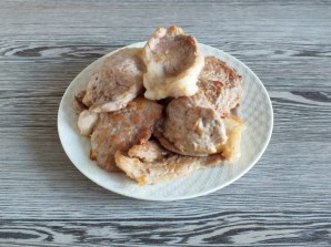 Жареная свинина с грейпфрутом