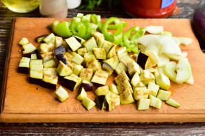 Баклажаны с томатной пастой