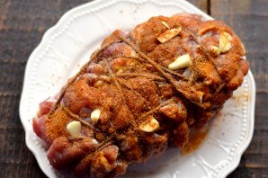 Буженина из говядины в рукаве