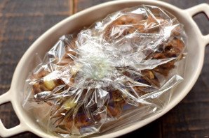 Буженина из говядины в рукаве