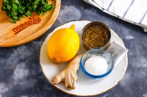 Чай с розмарином и имбирем