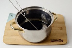 Черная икра из соевого соуса