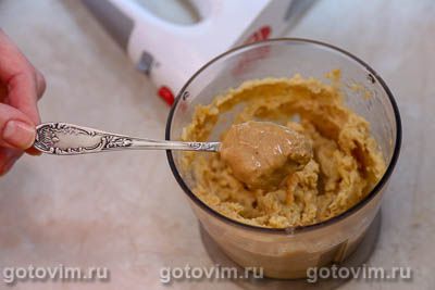 Хумус с печеным чесноком