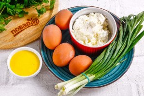 Яйца фаршированные творогом и зеленью