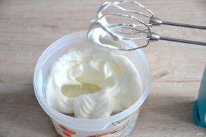 Йогуртовый торт с вишней