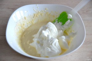 Йогуртовый торт с вишней