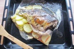 Карп на картофельной подушке