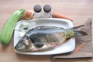 Карп на овощной подушке