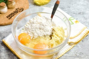 Картофельный рулет с курицей