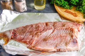 Коктал из сазана в духовке