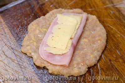 Котлеты кордон блю из фарша с ветчиной и сыром