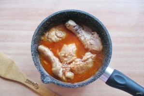 Курица в красном соусе