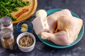 Куриная колбаса с салом