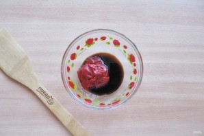 Куриные боллы в кисло-сладком соусе