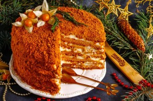 Медовый торт на Новый год