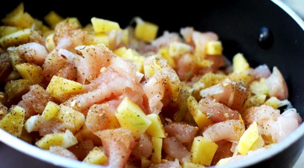 Мини-курники дрожжевые с курицей, картофелем и луком, пошаговый рецепт с фото Мини-курники дрожжевые с курицей, картофелем и луком, пошаговый рецепт с фото