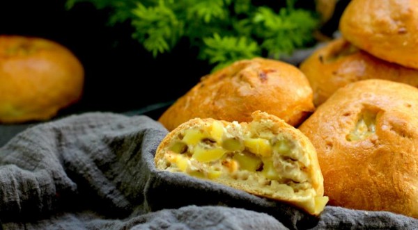 Мини-курники дрожжевые с курицей, картофелем и луком, пошаговый рецепт с фото Мини-курники дрожжевые с курицей, картофелем и луком, пошаговый рецепт с фото