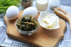 Омлет с морской капустой