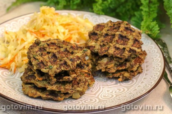 Печеночные вафли с овощами и гречневой мукой Печеночные вафли с овощами и гречневой мукой