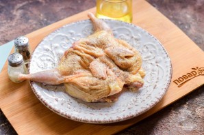 Перепелка с картошкой в духовке