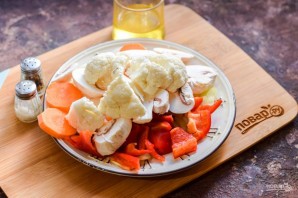 Перепелка с овощами в духовке Перепелка с овощами в духовке