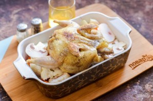 Перепелка с овощами в духовке Перепелка с овощами в духовке