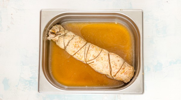 Праздничный мясной рулет, пошаговый рецепт с фото Праздничный мясной рулет, пошаговый рецепт с фото