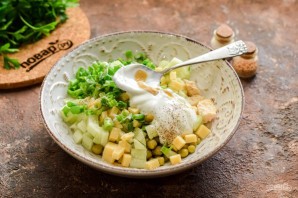 Салат из курицы и сыра Салат из курицы и сыра