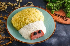 Салат с копченой колбасой на год Быка