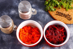 "Селедка под шубой" в картофельных лодочках