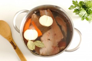 Щи из семги со свежей капустой