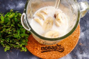 Смузи с бананом