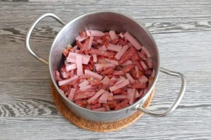 Солянка с черносливом