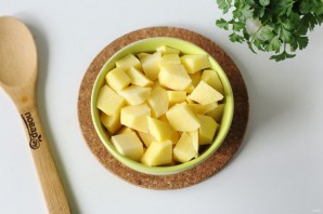 Суп из кролика с картошкой и вермишелью