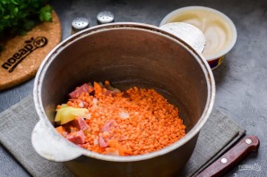 Суп с чечевицей и сыром