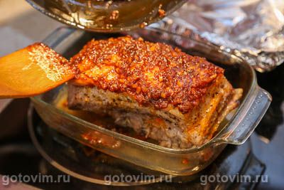 Свиная грудинка под соусом барбекю в духовке Свиная грудинка под соусом барбекю в духовке