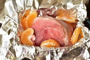 Свинина с мандаринами в духовке Свинина с мандаринами в духовке