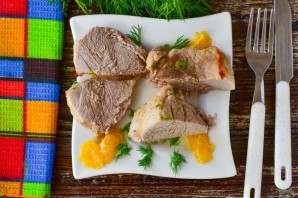 Свинина с мандаринами в духовке Свинина с мандаринами в духовке