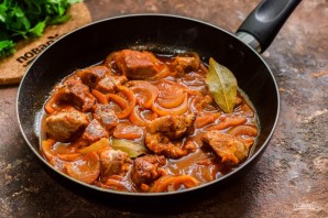 Свинина с соусом Свинина с соусом