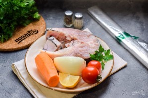 Толстолобик запеченный в рукаве