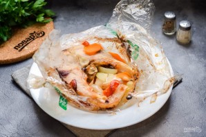 Толстолобик запеченный в рукаве