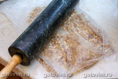 Тыквенный кекс с корицей, вяленой клюквой и орехами