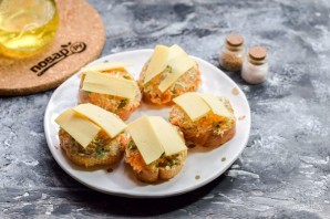 Запеченные бутерброды с рыбой