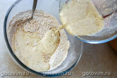 Бананово-морковный кекс с вяленой клюквой и орехами