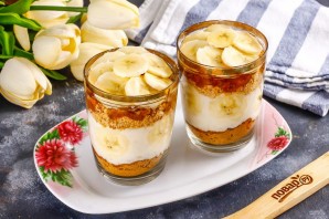 Банановое пирожное