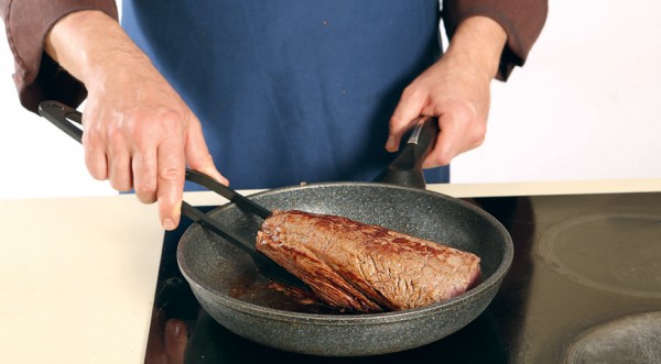 Биф Веллингтон из вырезки, пошаговый рецепт с фото Биф Веллингтон из вырезки, пошаговый рецепт с фото