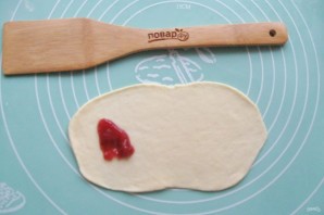 Булочки с абрикосовым джемом