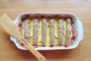 Чевапчичи с картошкой в духовке